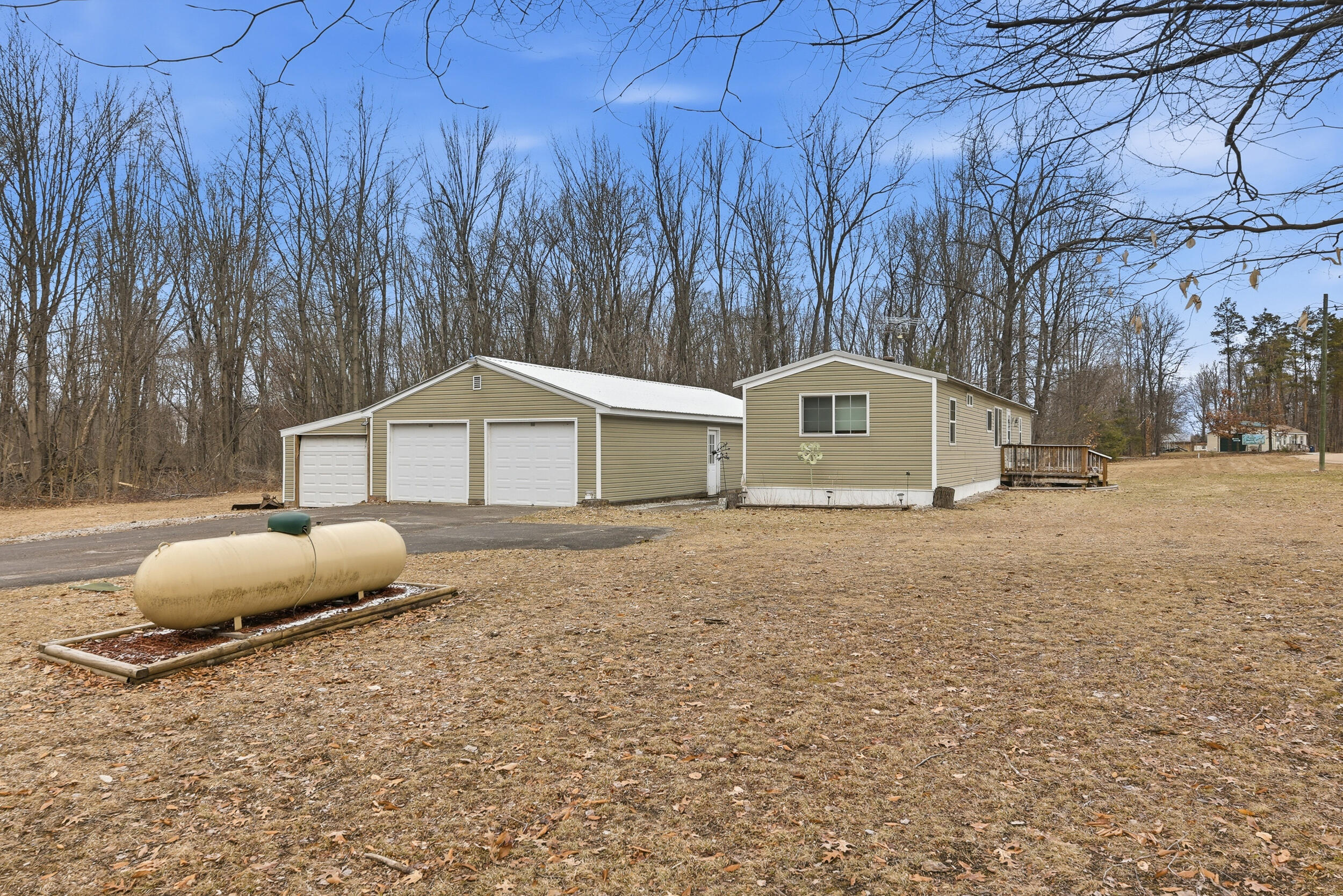 5066 Madison Road Barryton, MI 49305 - Photo 1 of 31 4_a-4