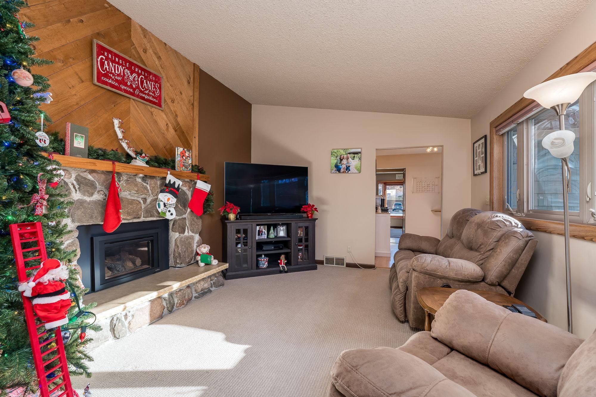 1444 Howard Street St. Peter, MN 56082 - Photo 12 of 31