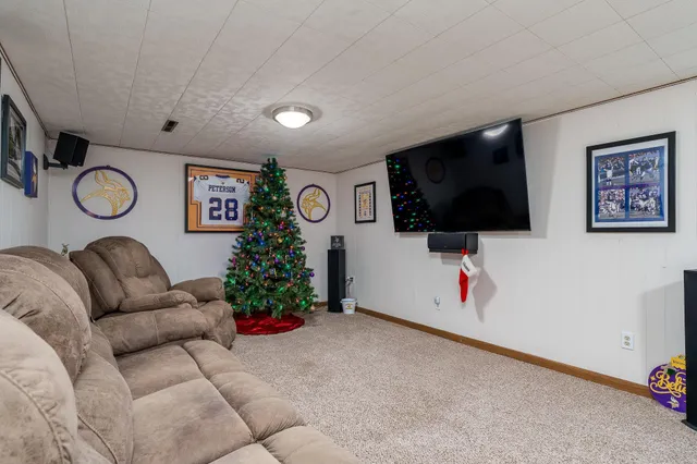 $319,000 | 1444 Howard Street, St. Peter, MN 56082