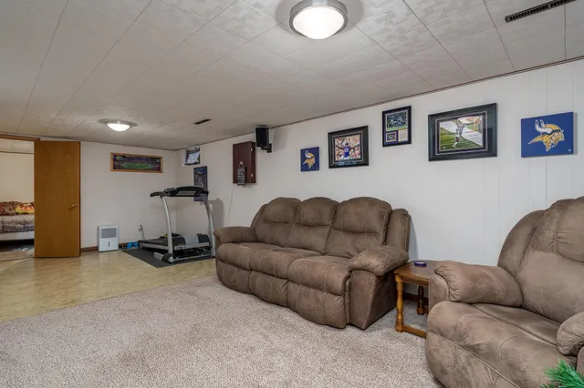 $319,000 | 1444 Howard Street, St. Peter, MN 56082