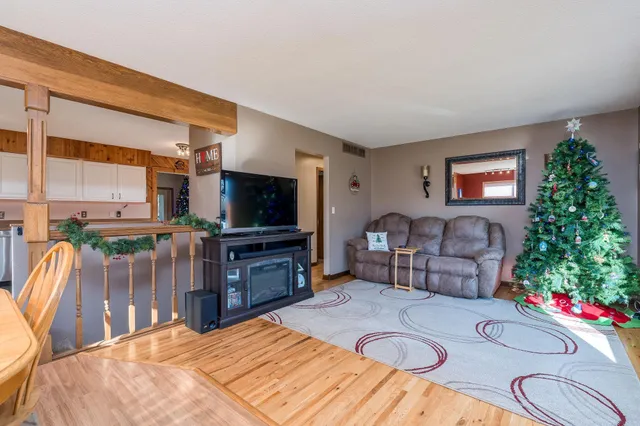 $319,000 | 1444 Howard Street, St. Peter, MN 56082