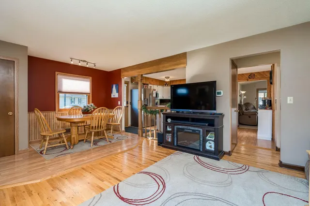 $319,000 | 1444 Howard Street, St. Peter, MN 56082