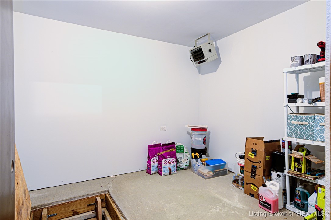 3503 Speith Road Henryville, IN 47126 - Photo 34 of 47