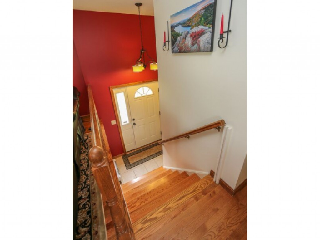 561 4th Range Road Pembroke, NH 03275 - Photo 13 of 17