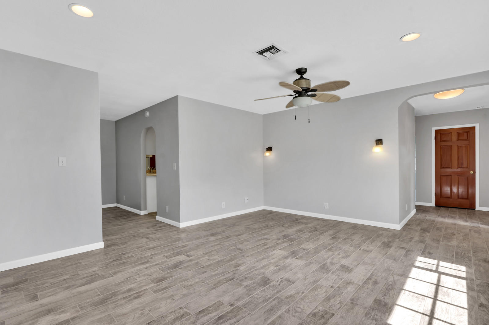 19752 North Riverside Drive Jupiter, FL 33469 - Photo 14 of 33 12_Image_12_of_32_mls