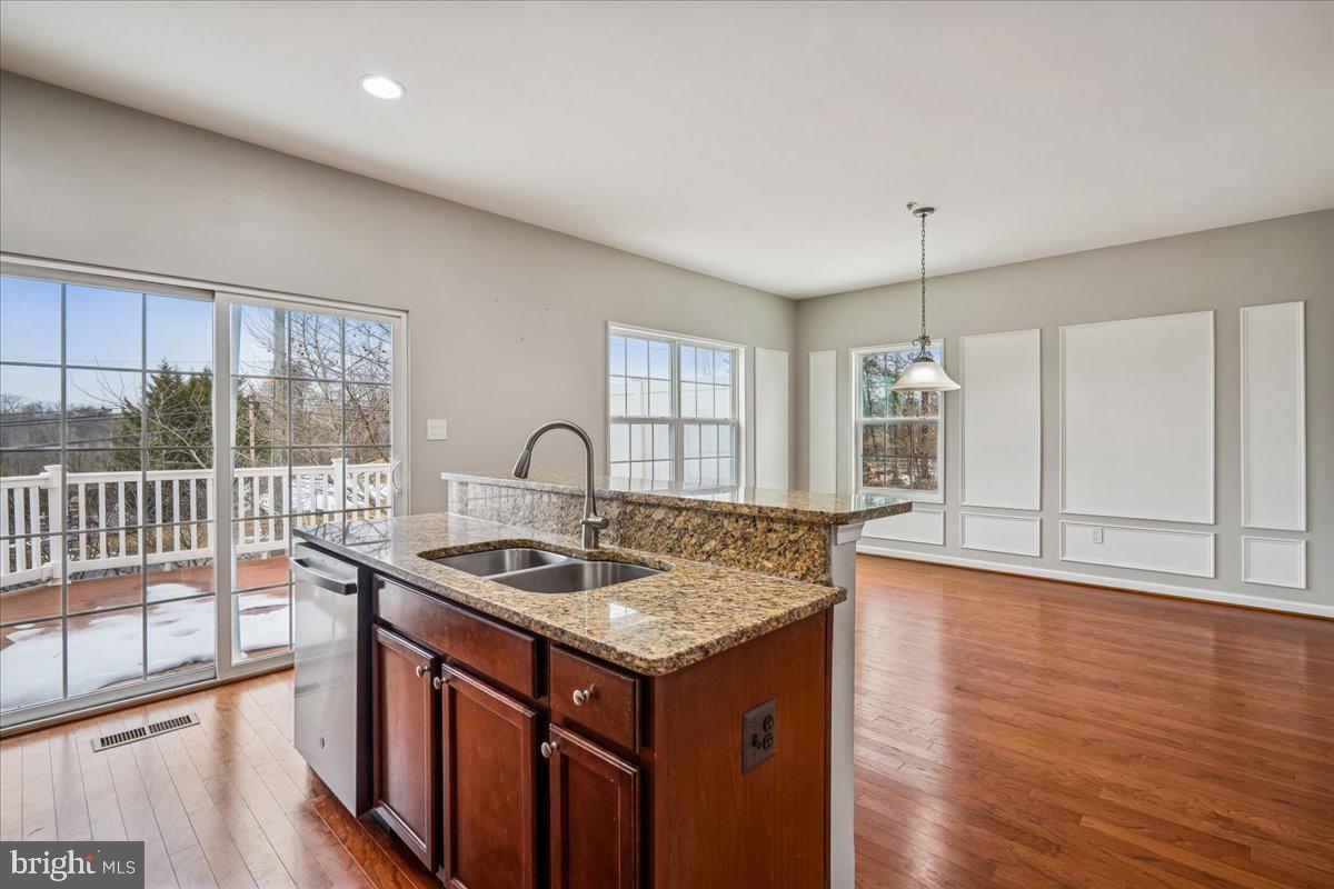 8587 Crooked Tree Lane Laurel, MD 20724 - Photo 9 of 35