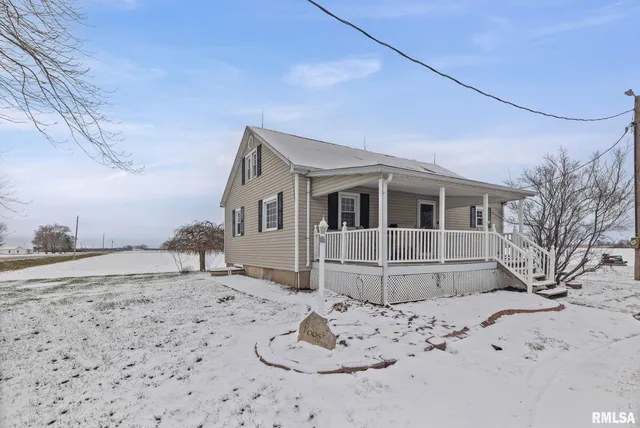 $215,000 | 7302 Hoffman Road, Centralia, IL 62801