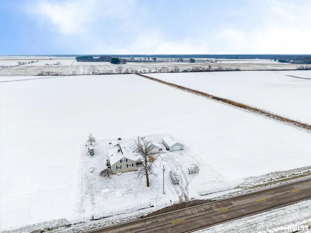 $215,000 | 7302 Hoffman Road, Centralia, IL 62801