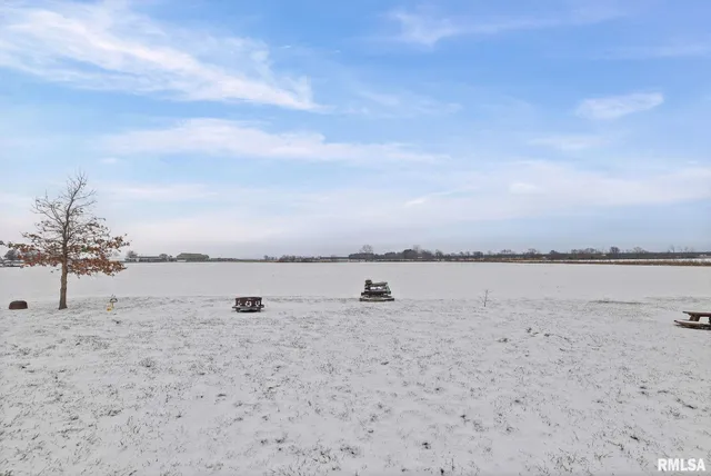 $215,000 | 7302 Hoffman Road, Centralia, IL 62801