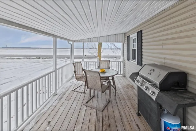 $215,000 | 7302 Hoffman Road, Centralia, IL 62801