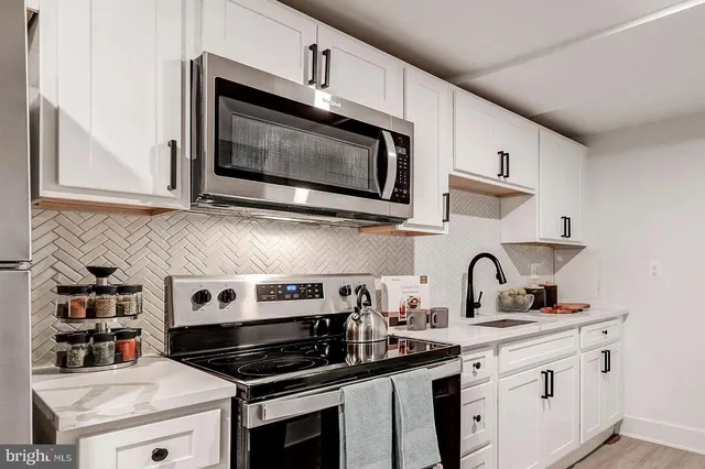 $1,050 | 1720 St Paul Street, Unit 105, Baltimore, MD 21202