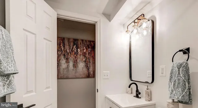 $1,050 | 1720 St Paul Street, Unit 105, Baltimore, MD 21202