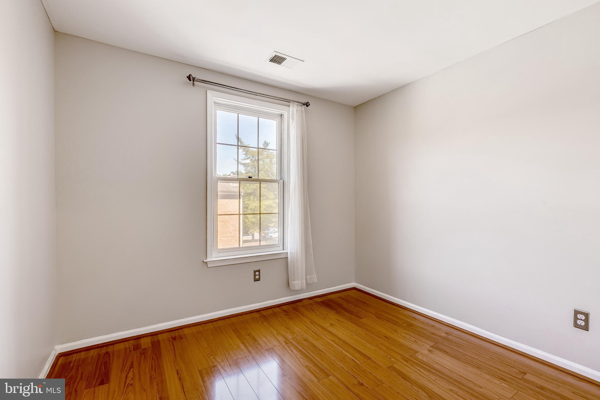 10717 Kings Riding Way, Unit 201 Rockville, MD 20852 - Photo 29 of 41