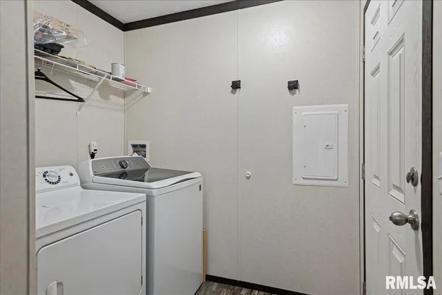 $90,000 | 3725 North Peoria Road, Unit 203, Springfield, IL 62702