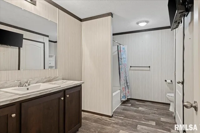 $90,000 | 3725 North Peoria Road, Unit 203, Springfield, IL 62702