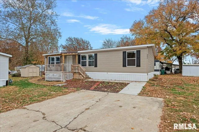 $90,000 | 3725 North Peoria Road, Unit 203, Springfield, IL 62702