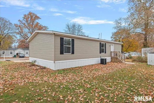 $90,000 | 3725 North Peoria Road, Unit 203, Springfield, IL 62702