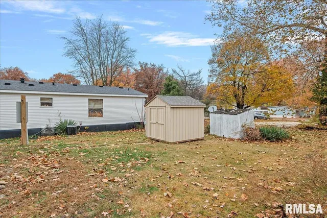 $90,000 | 3725 North Peoria Road, Unit 203, Springfield, IL 62702