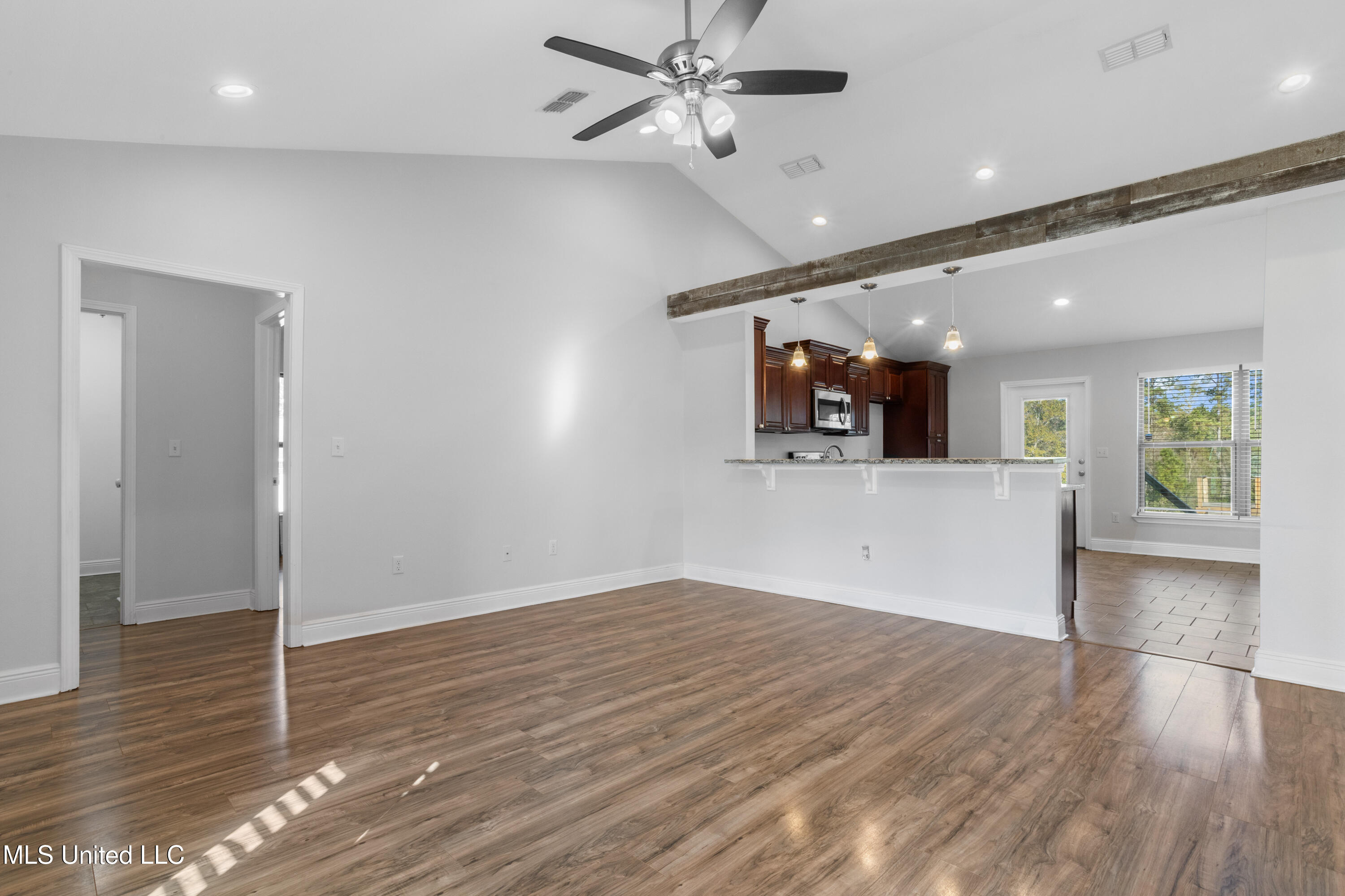 20320 Gordon Street Saucier, MS 39574 - Photo 6 of 24 0007 (4)