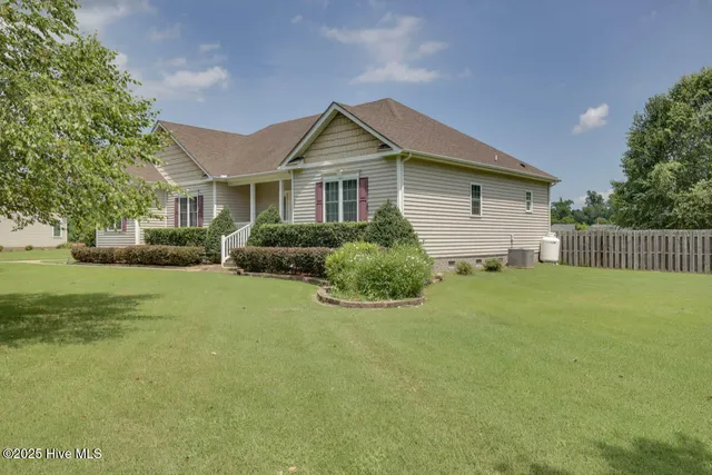 $580,000 | 112 Fox Lane, Moyock, NC 27958