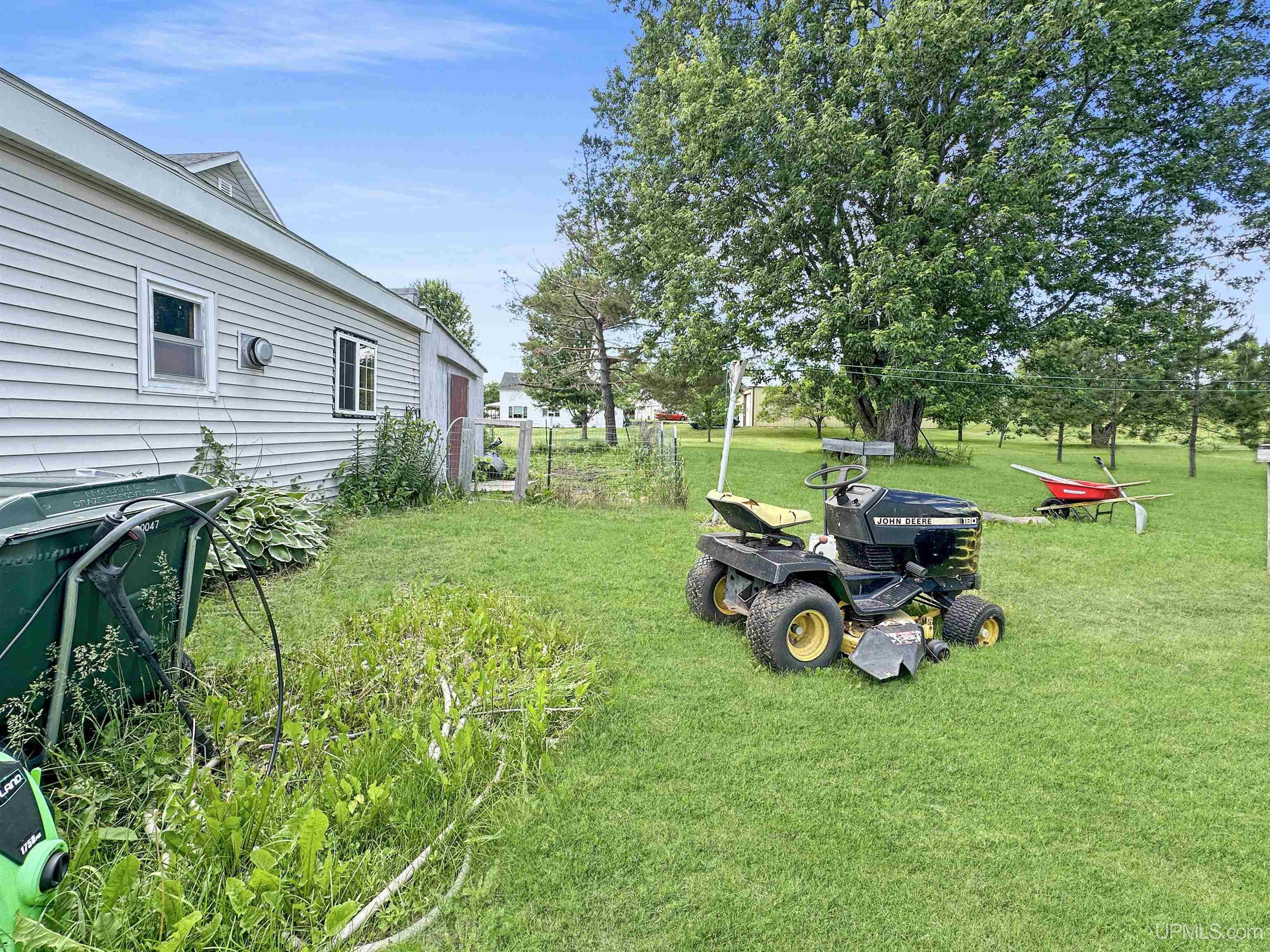 1274 12th Road Bark River, MI 49807 - Photo 18 of 19