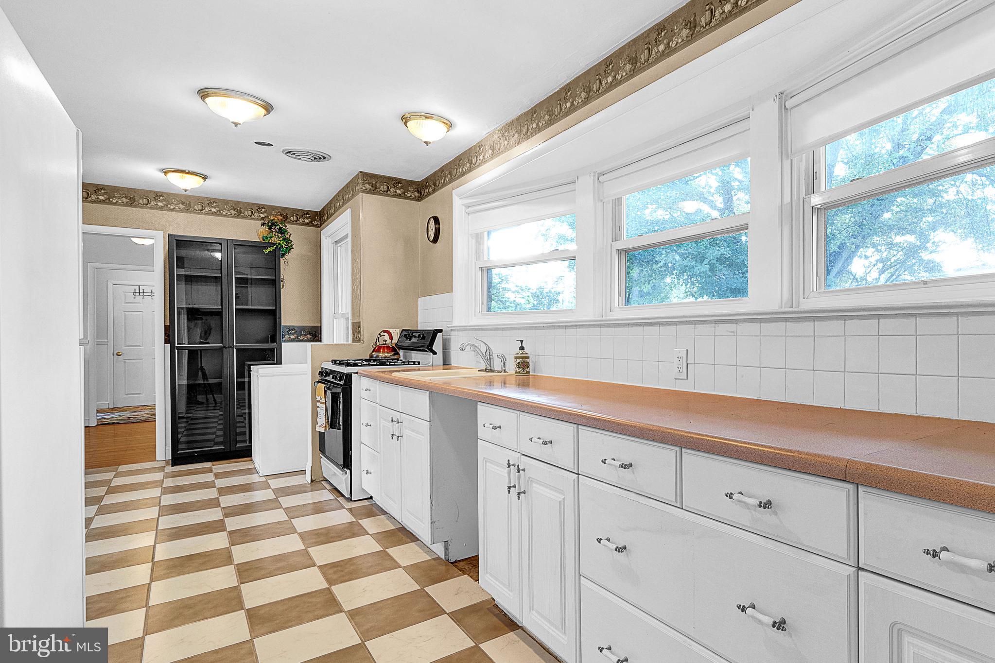 131 Bender Road Hatboro, PA 19040 - Photo 22 of 47