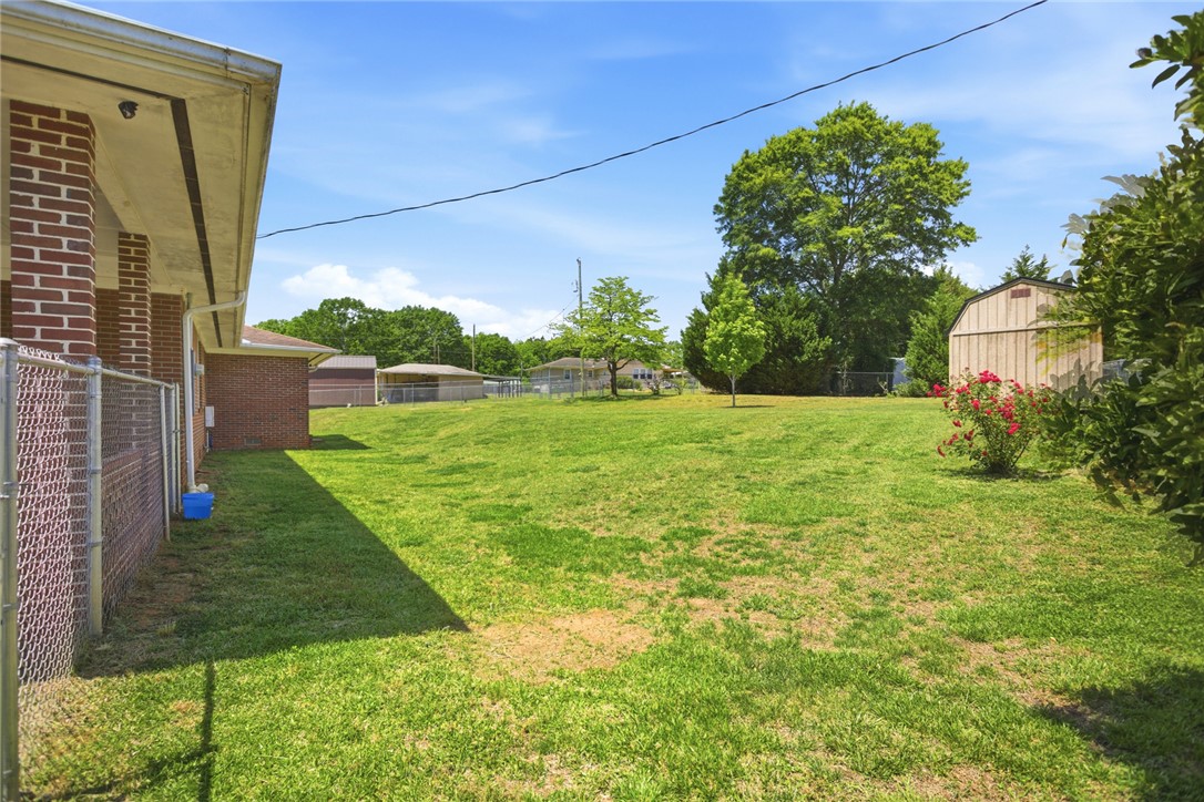 101 Mountain View Drive Walhalla, SC 29691 - Photo 24 of 37