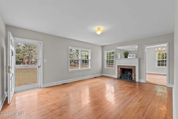 $2,250 | 1004 North Poplar Street, Aberdeen, NC 28315