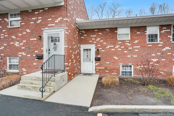 $299,500 | 16 Alpine Drive, Unit A, Wappingers Falls, NY 12590
