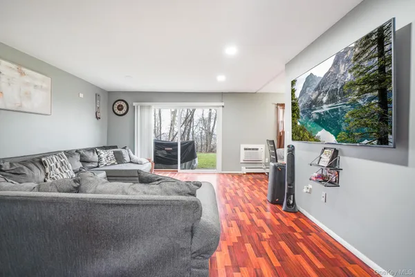 $299,500 | 16 Alpine Drive, Unit A, Wappingers Falls, NY 12590