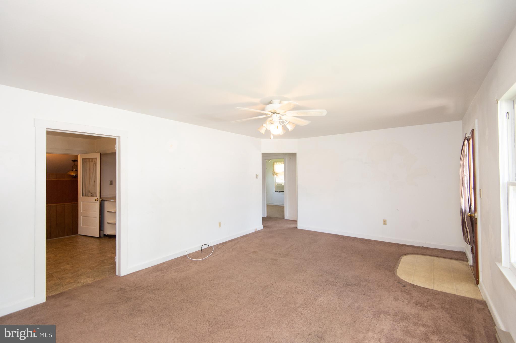 205 Rambler Road Cambridge, MD 21613 - Photo 2 of 20 living room