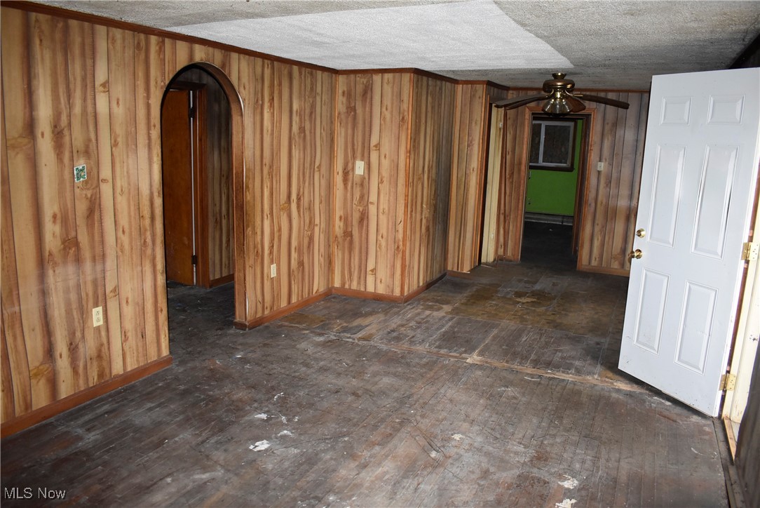 1533 Dilley Road Northwest Warren, OH 44485 - Photo 2 of 10 Gallery Image 2