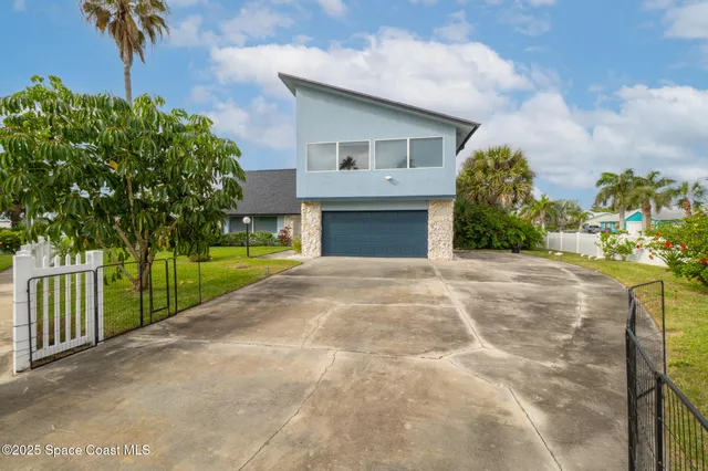 $1,250,000 | 397 Harbor Drive, Cape Canaveral, FL 32920