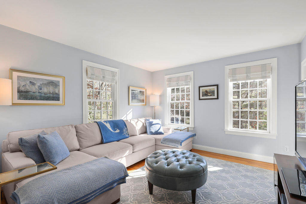 5 Fairfield Drive East Sandwich, MA 02537 - Photo 30 of 72 a living room with furniture a rug and a window