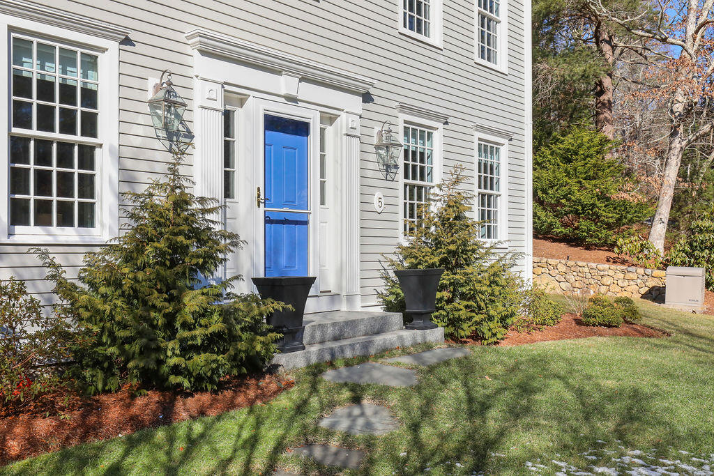 5 Fairfield Drive East Sandwich, MA 02537 - Photo 7 of 72 front view of a house with a yard