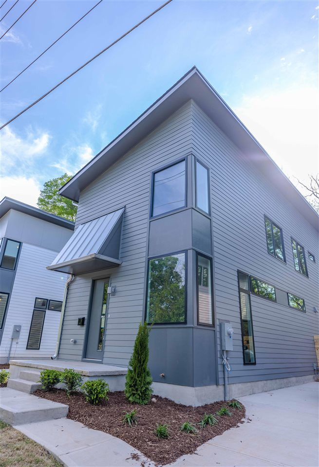 Photos are representative of the styling of similar builds in the neighborhood.
