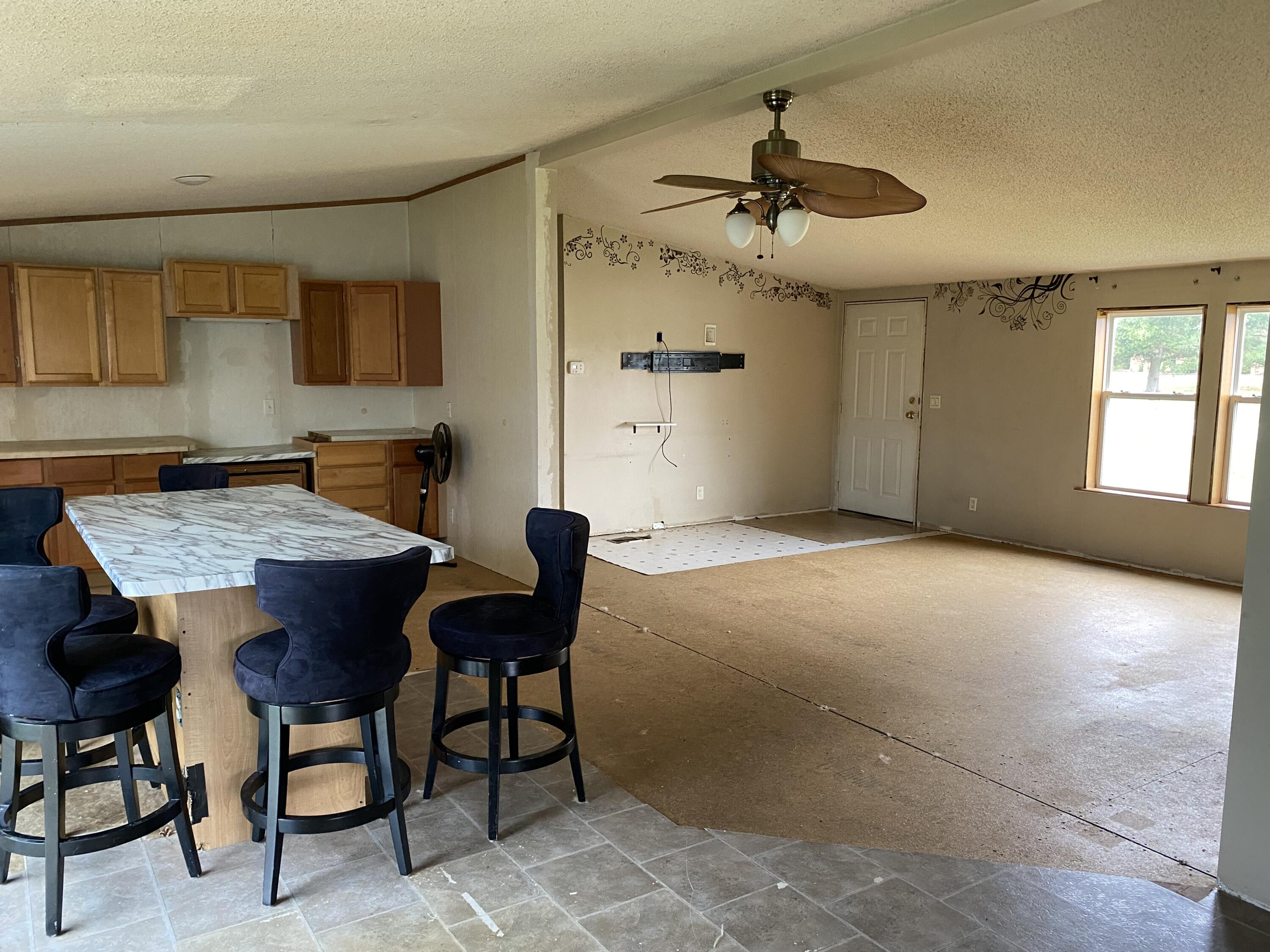 727 Clarendon Road Quincy, MI 49082 - Photo 20 of 22 IMG_2463