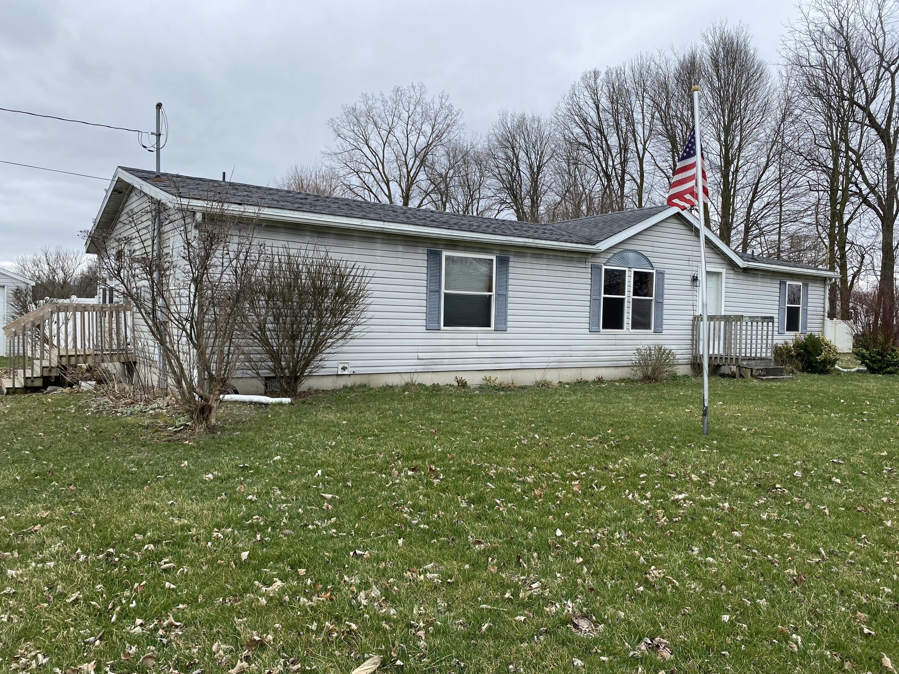 727 Clarendon Road Quincy, MI 49082 - Photo 22 of 22 IMG_2453