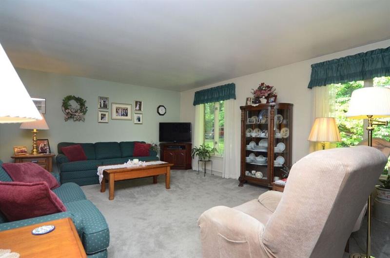 127 Dehaven Road Beaver Falls, PA 15010 - Photo 11 of 25