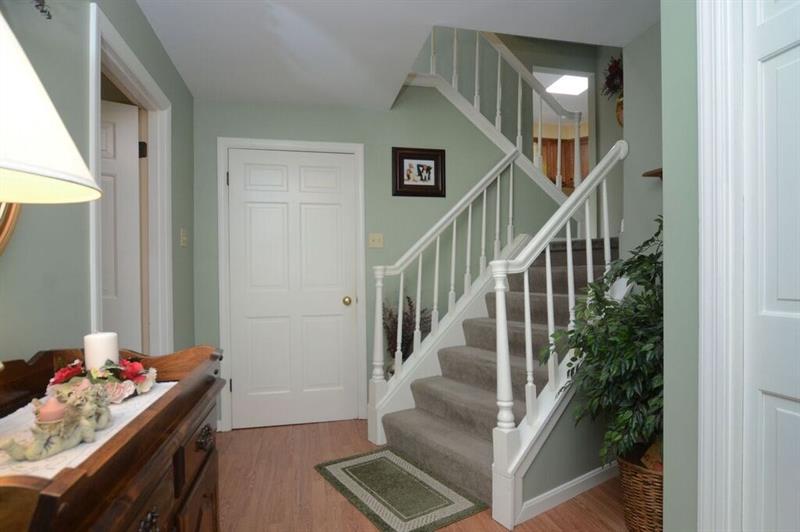 127 Dehaven Road Beaver Falls, PA 15010 - Photo 4 of 25