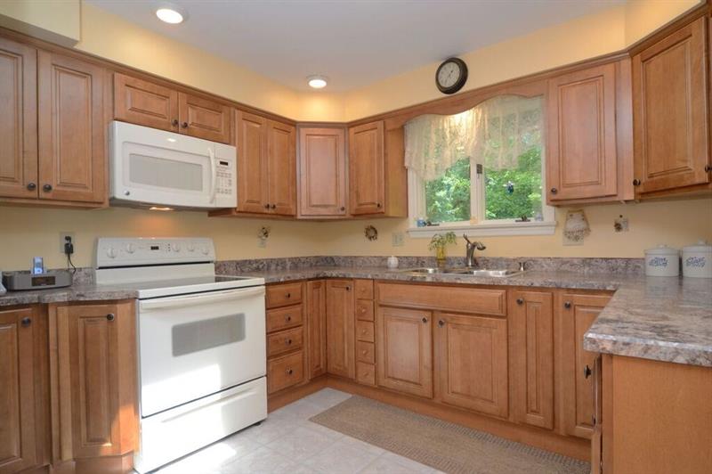 127 Dehaven Road Beaver Falls, PA 15010 - Photo 7 of 25