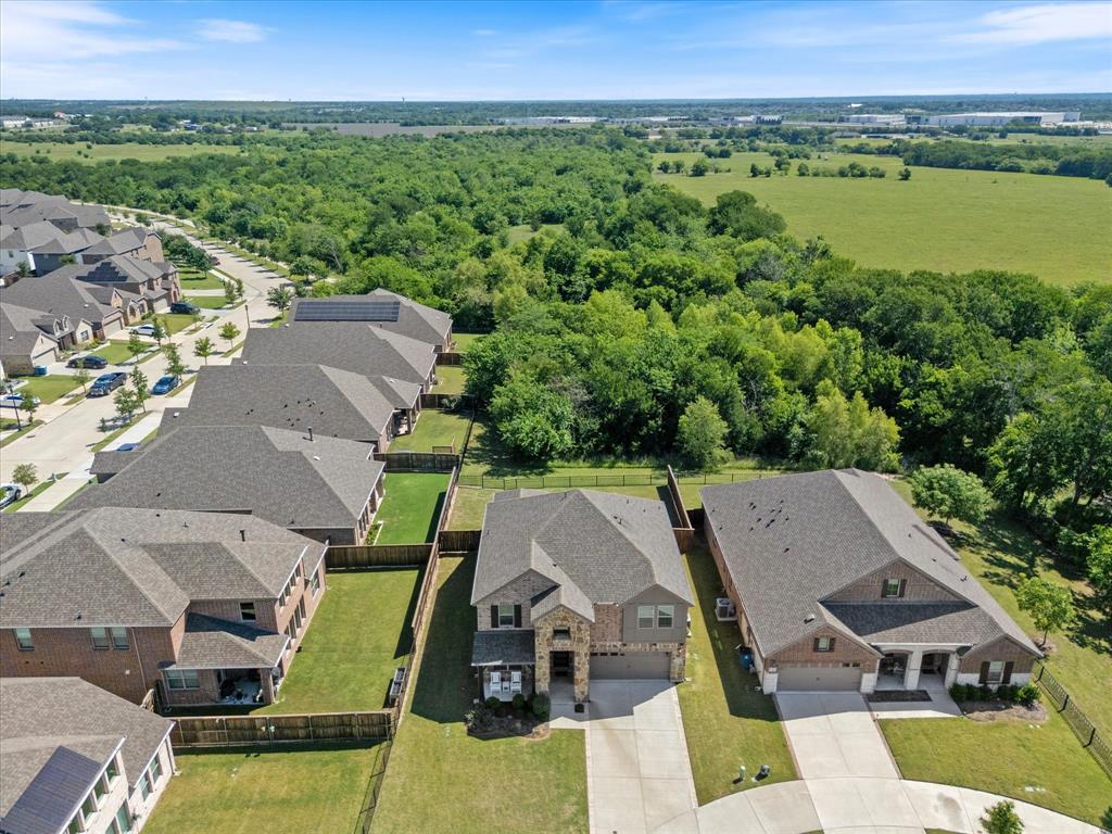 7504 Larson Lane Rowlett, TX 75089 - Photo 2 of 38