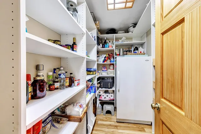 $899,900 | 17325 Woodhaven Lane, Townsend, WI 54175