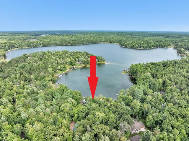 $899,900 | 17325 Woodhaven Lane, Townsend, WI 54175