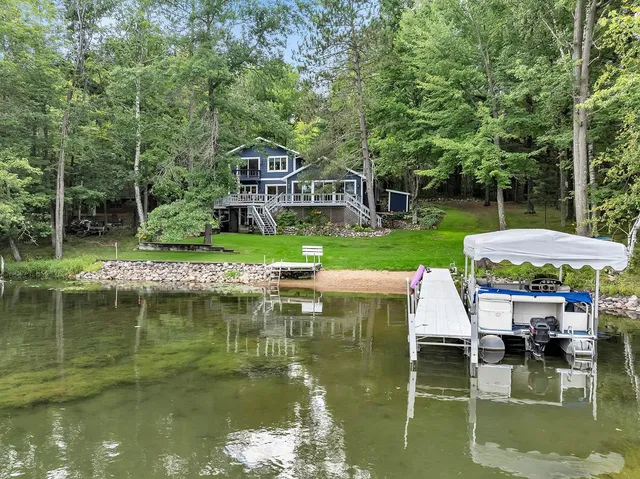 $899,900 | 17325 Woodhaven Lane, Townsend, WI 54175