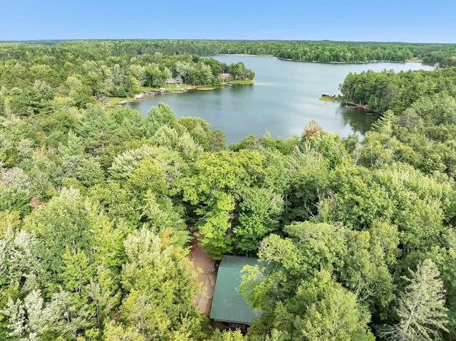 $899,900 | 17325 Woodhaven Lane, Townsend, WI 54175