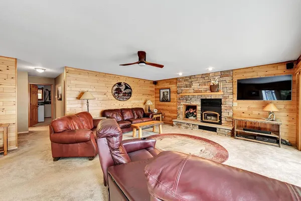 $899,900 | 17325 Woodhaven Lane, Townsend, WI 54175