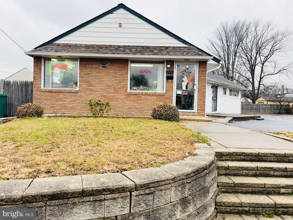 a house view with a outdoor space