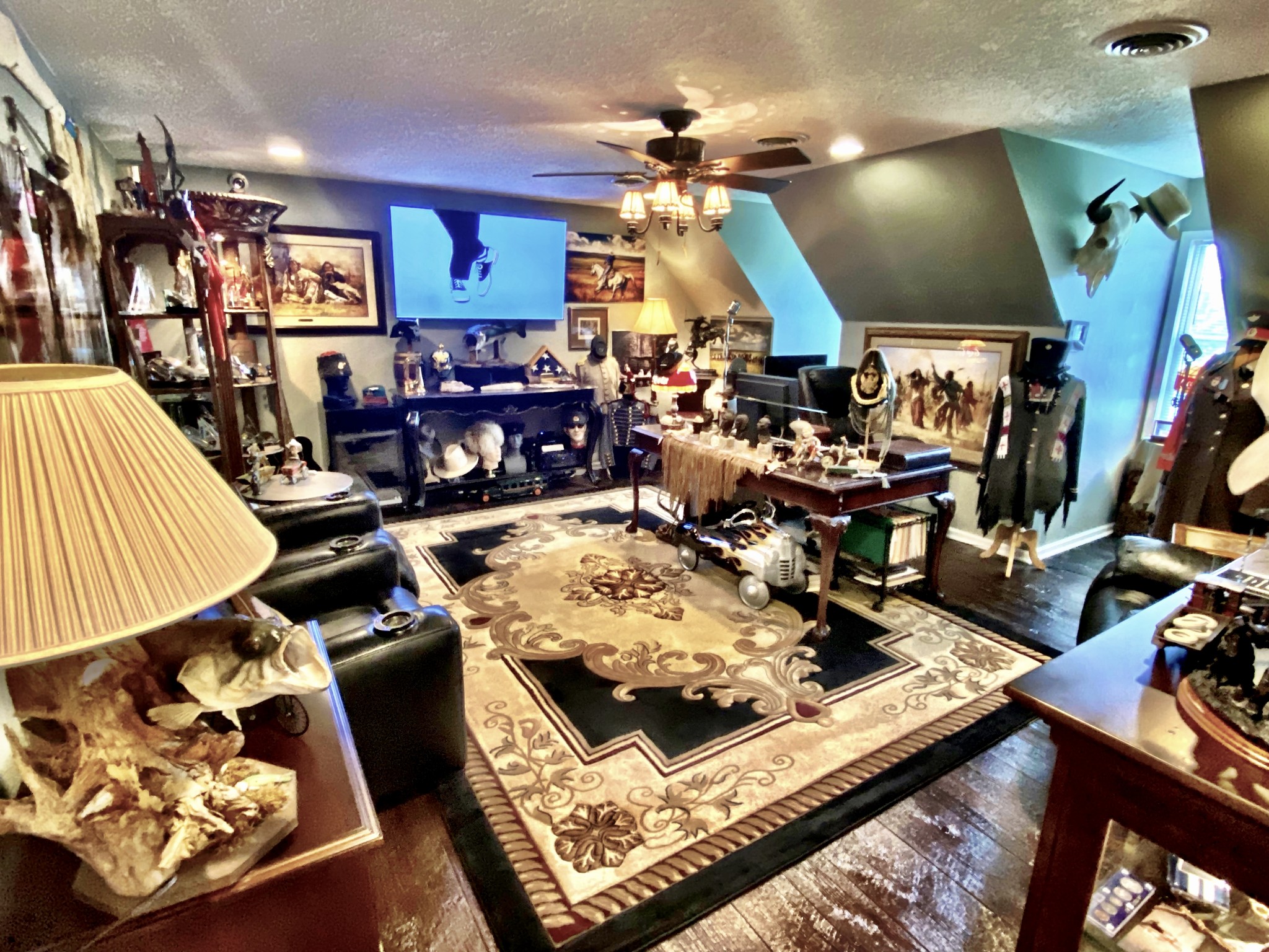 5704 Flewellyn Road Springfield, TN 37172 - Photo 22 of 34 a living room with lots of furniture and a wooden floor