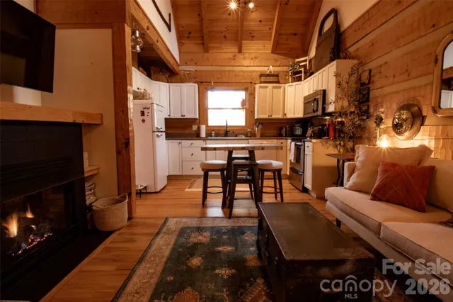 $389,000 | 110 Gunter Town Road, Marshall, NC 28753